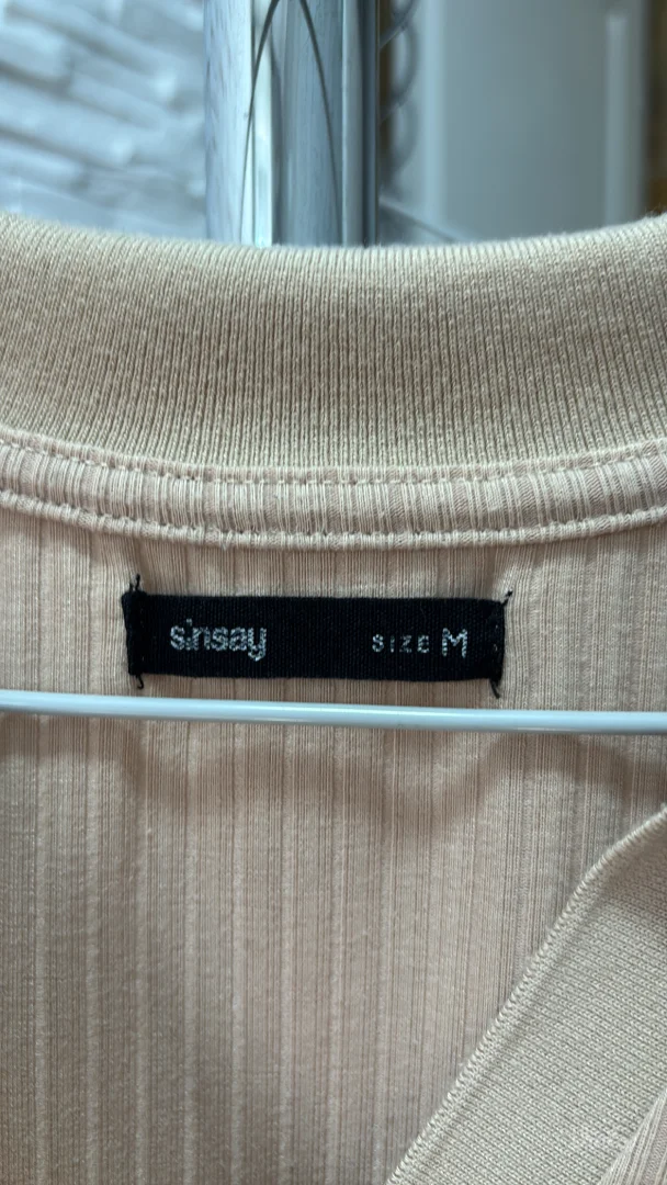 Sinsay majica sa kragnom