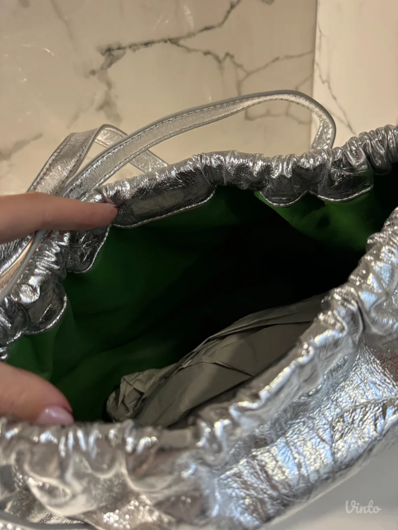 Srebrna Zara torba - Nova