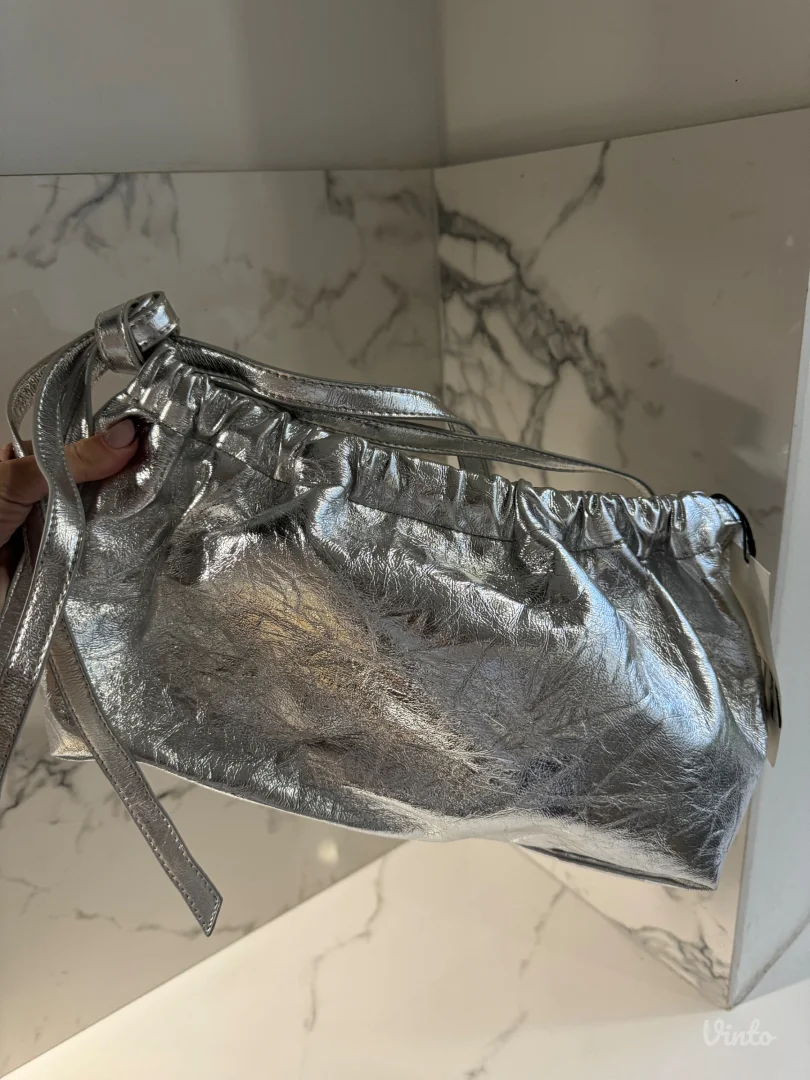 Srebrna Zara torba - Nova