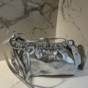 Srebrna Zara torba - Nova