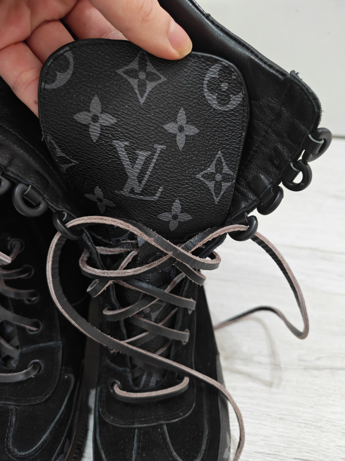 Cizme gleznjace Louis Vuitton broj 38