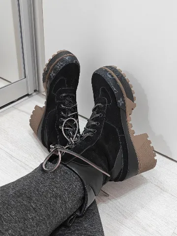 Cizme gleznjace Louis Vuitton broj 38