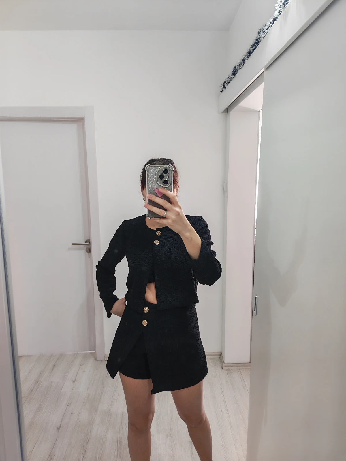 Crni komplet ZARA velicina S