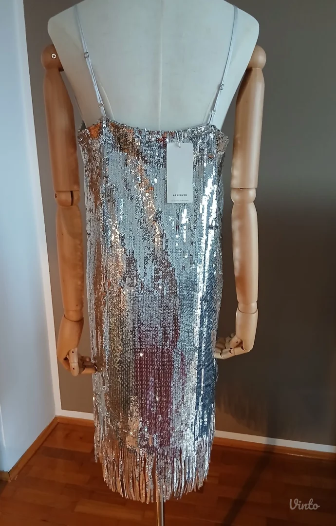 Reserved svečana haljina