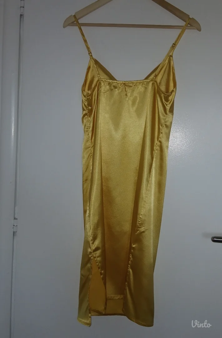 Žuta satenska haljina