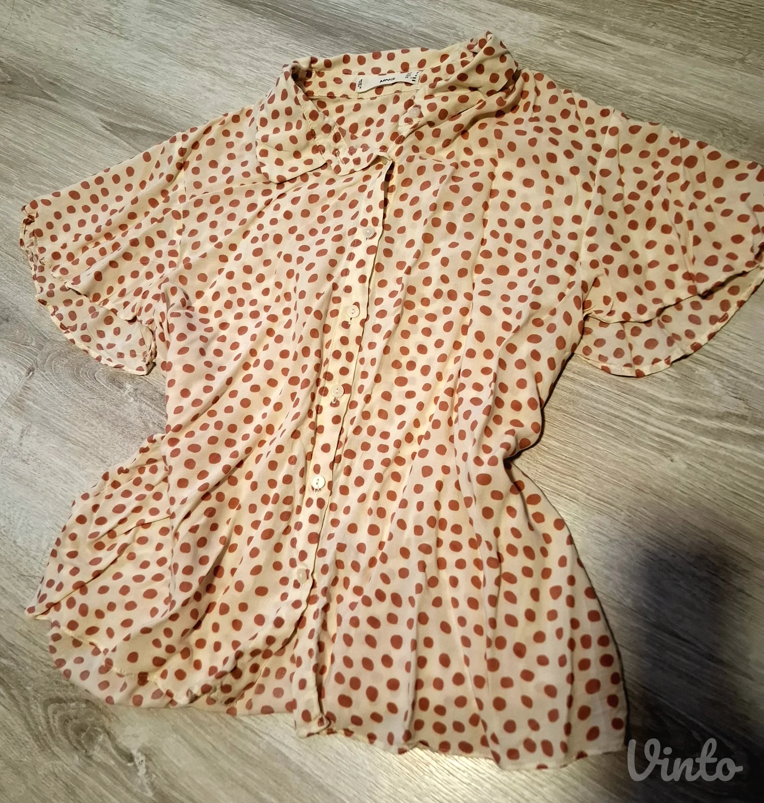 Mango košulja na tufnice