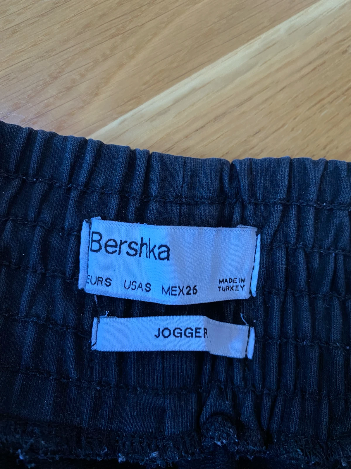 Trenerka Bershka