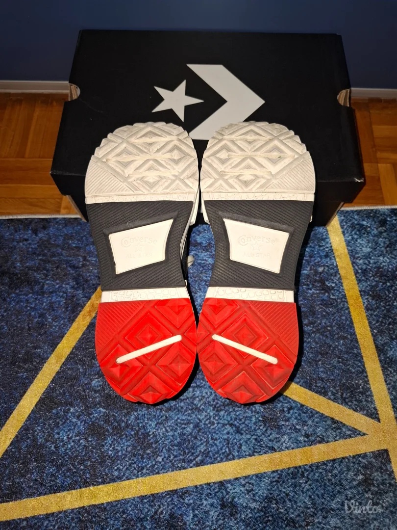 Converse duboke patike - starke