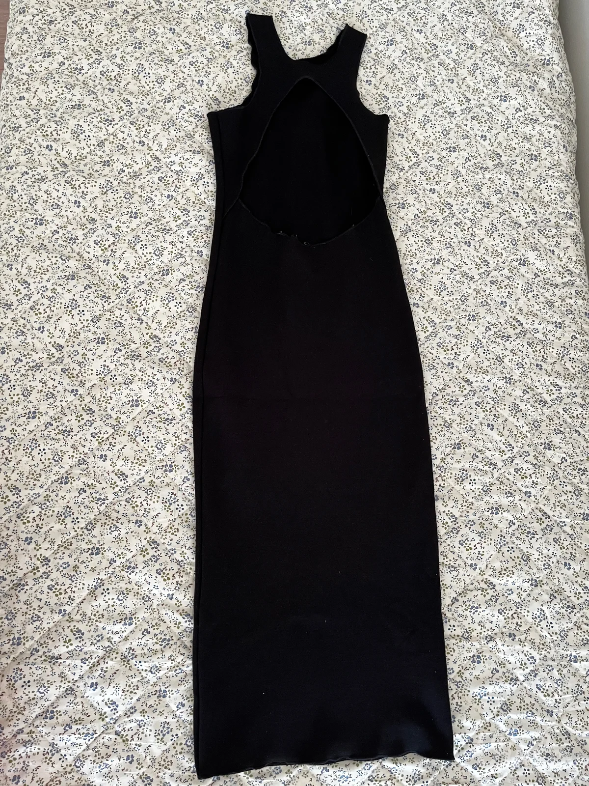 Zara - Haljina sa otvorenim leđima