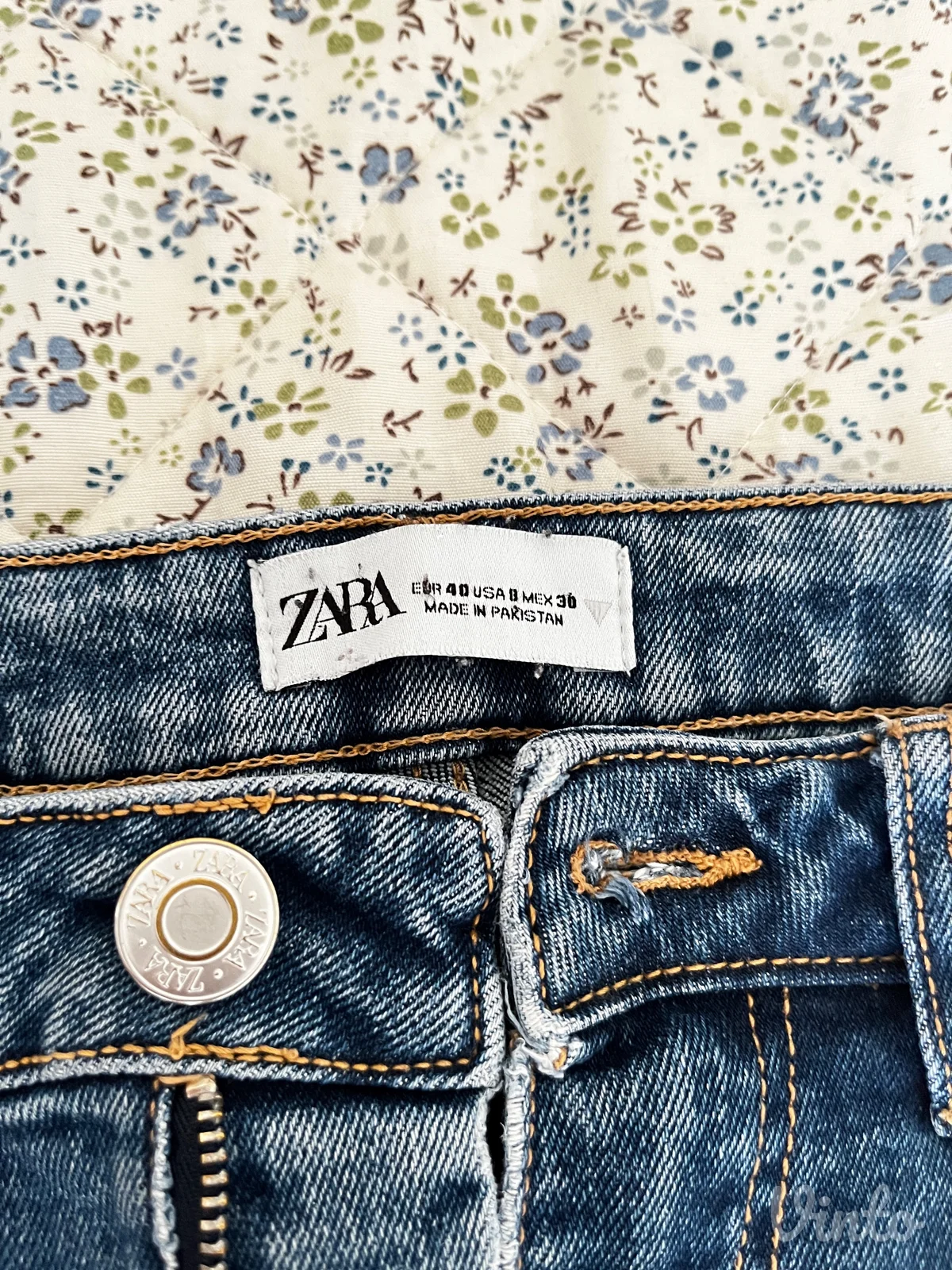 Zara - High Waist Farmerke