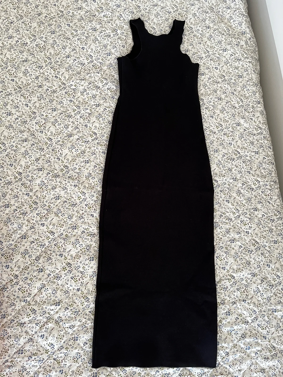 Zara - Haljina sa otvorenim leđima
