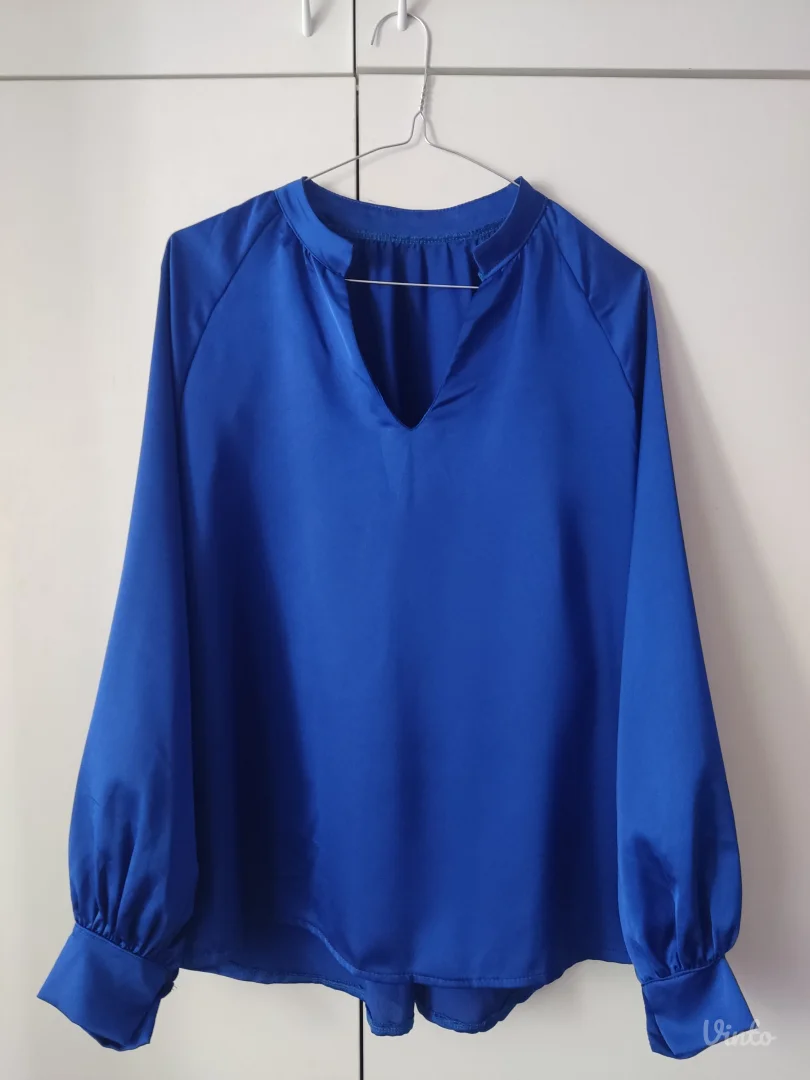 Satenska bluza vel.38