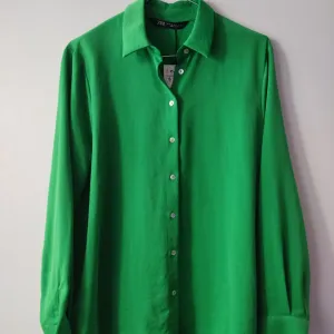 Nova kosulja ZARA vel.S