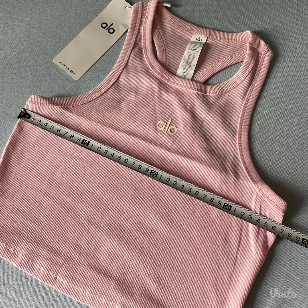 alo yoga - crop top majica