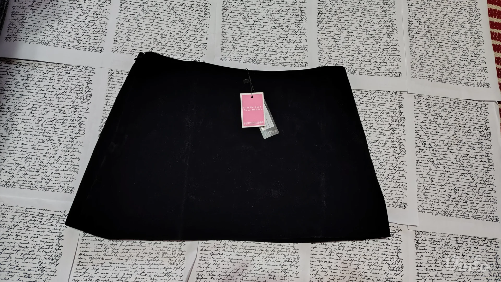 Somot moderna mini suknja