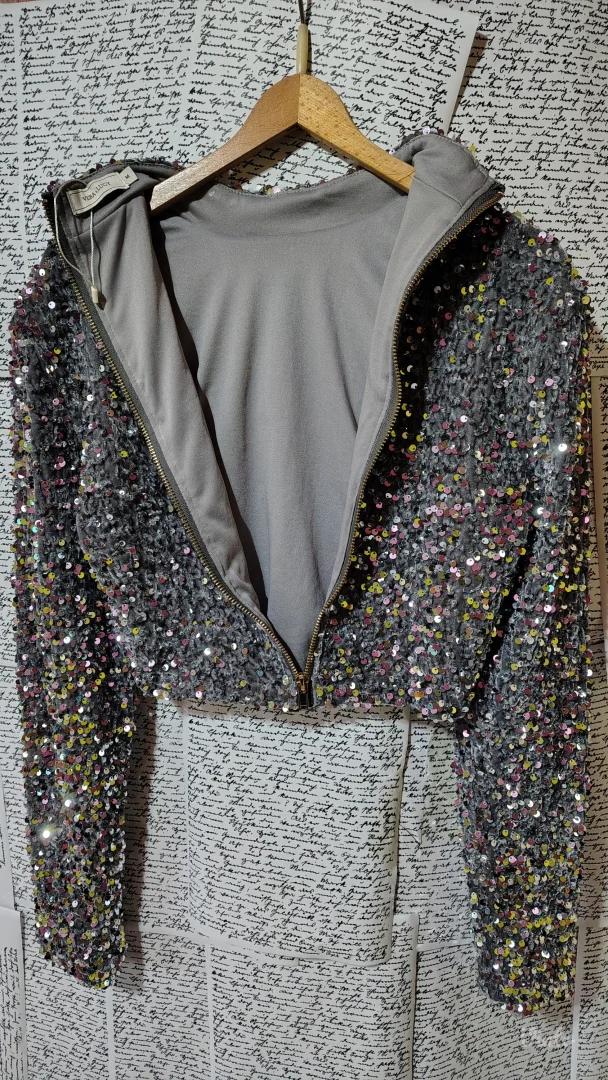 Jaknica sako bolero sa etiketom fliter