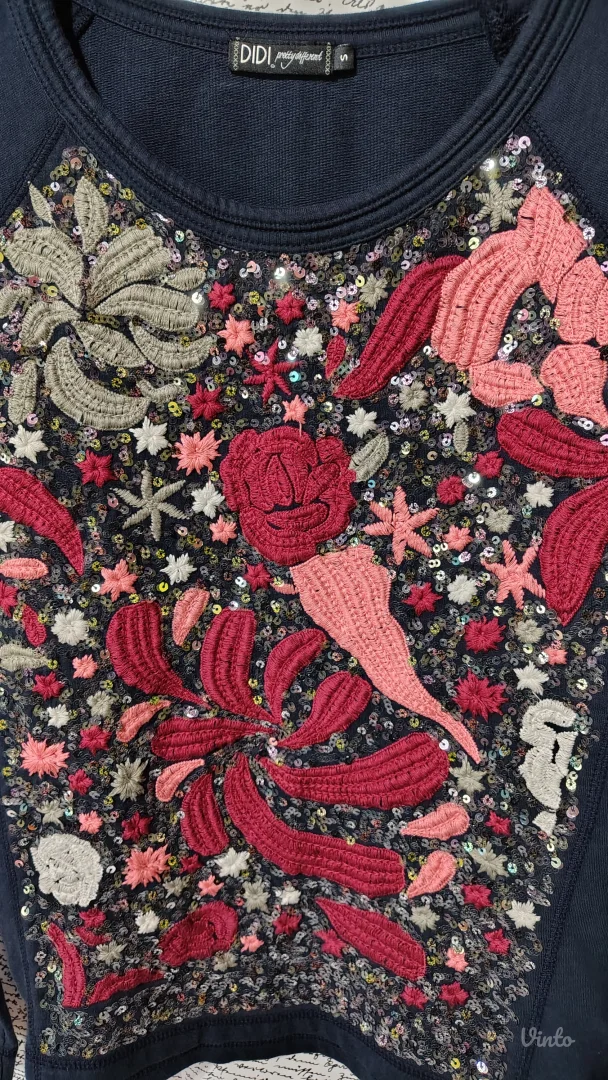 Didi majica sa šljokicama fliterom