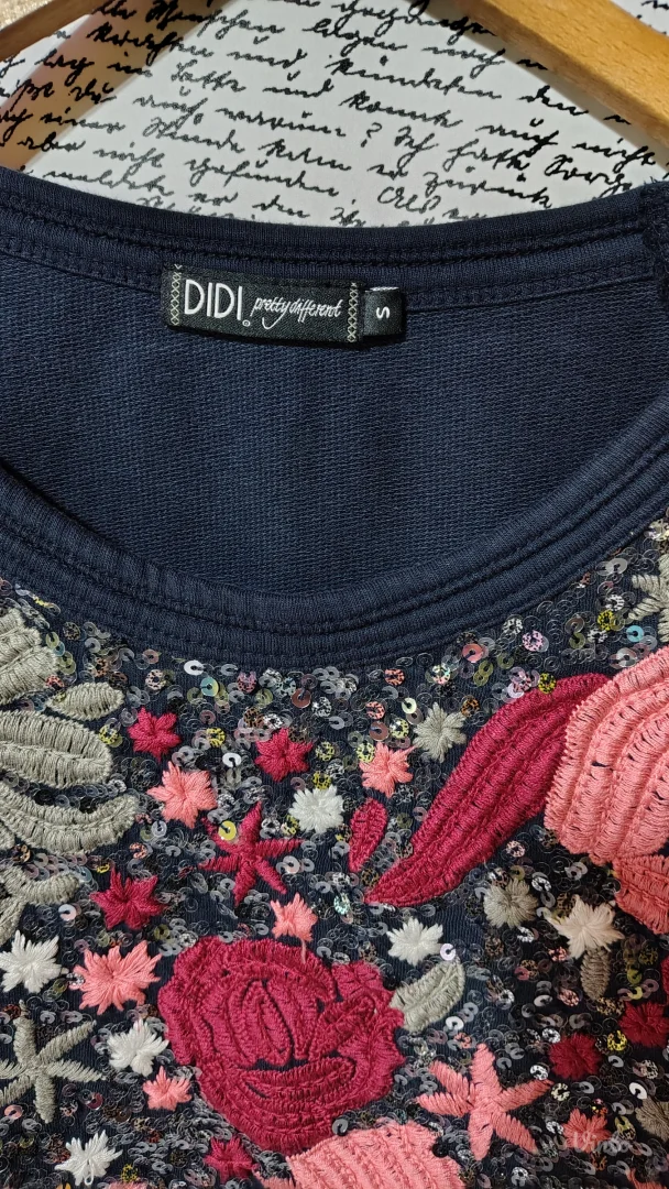 Didi majica sa šljokicama fliterom