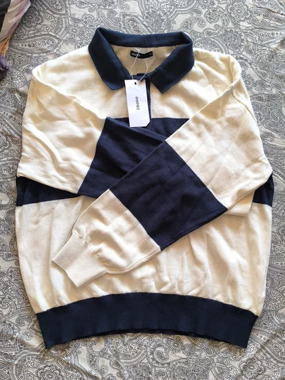 Pamučni džemper- nov sa etiketom