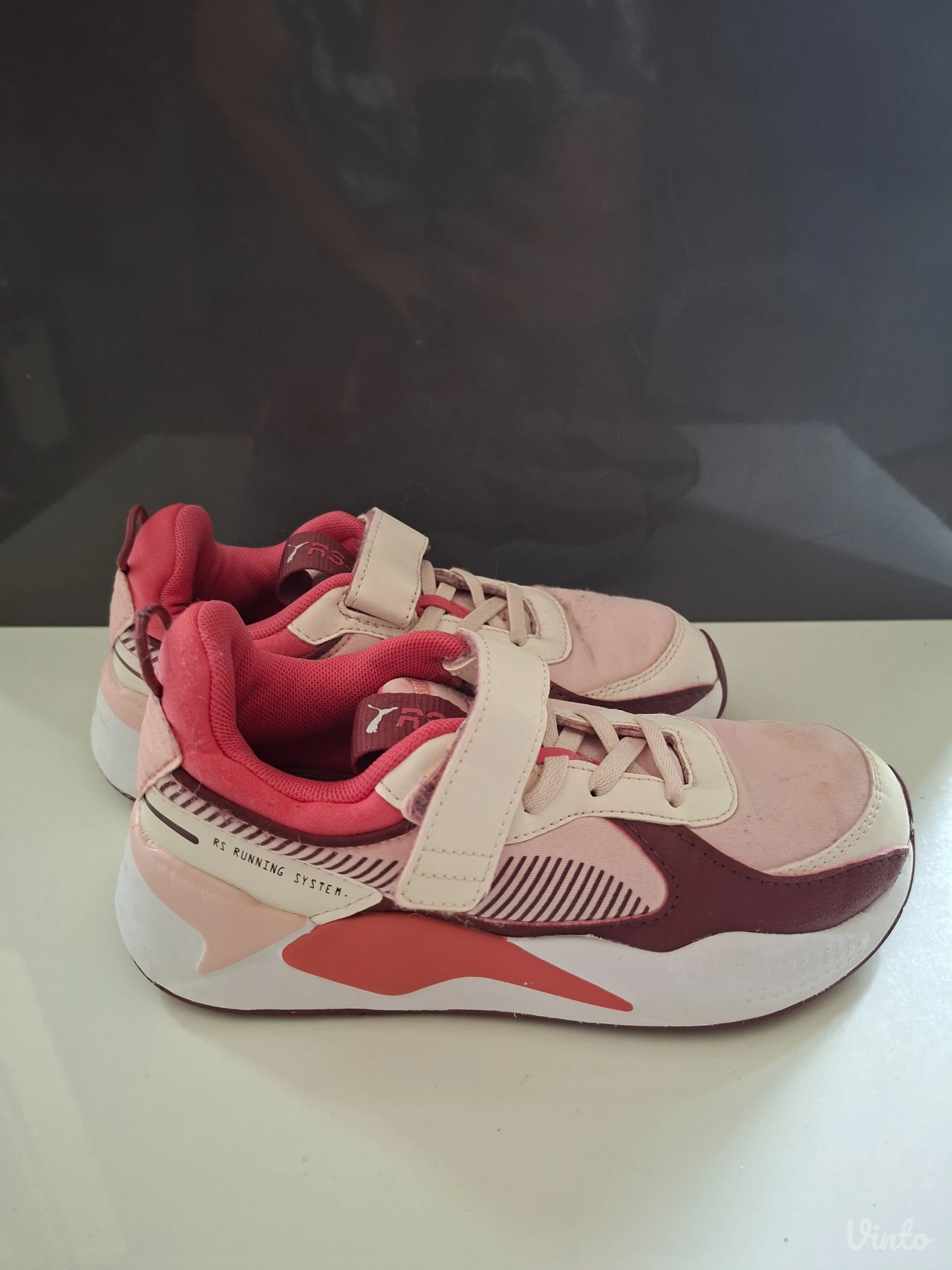 Puma patike za devojcice, br. 34