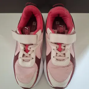 Puma patike za devojcice, br. 34