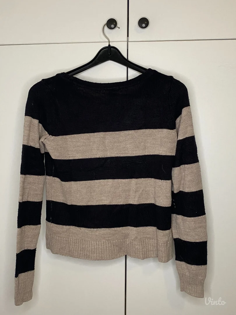 H&M kratki prugasti džemper