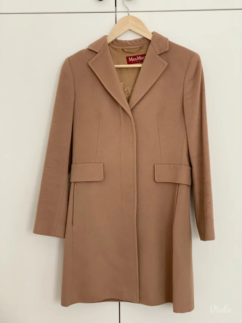 Max Mara Studio kaput