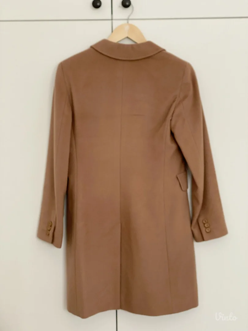 Max Mara Studio kaput