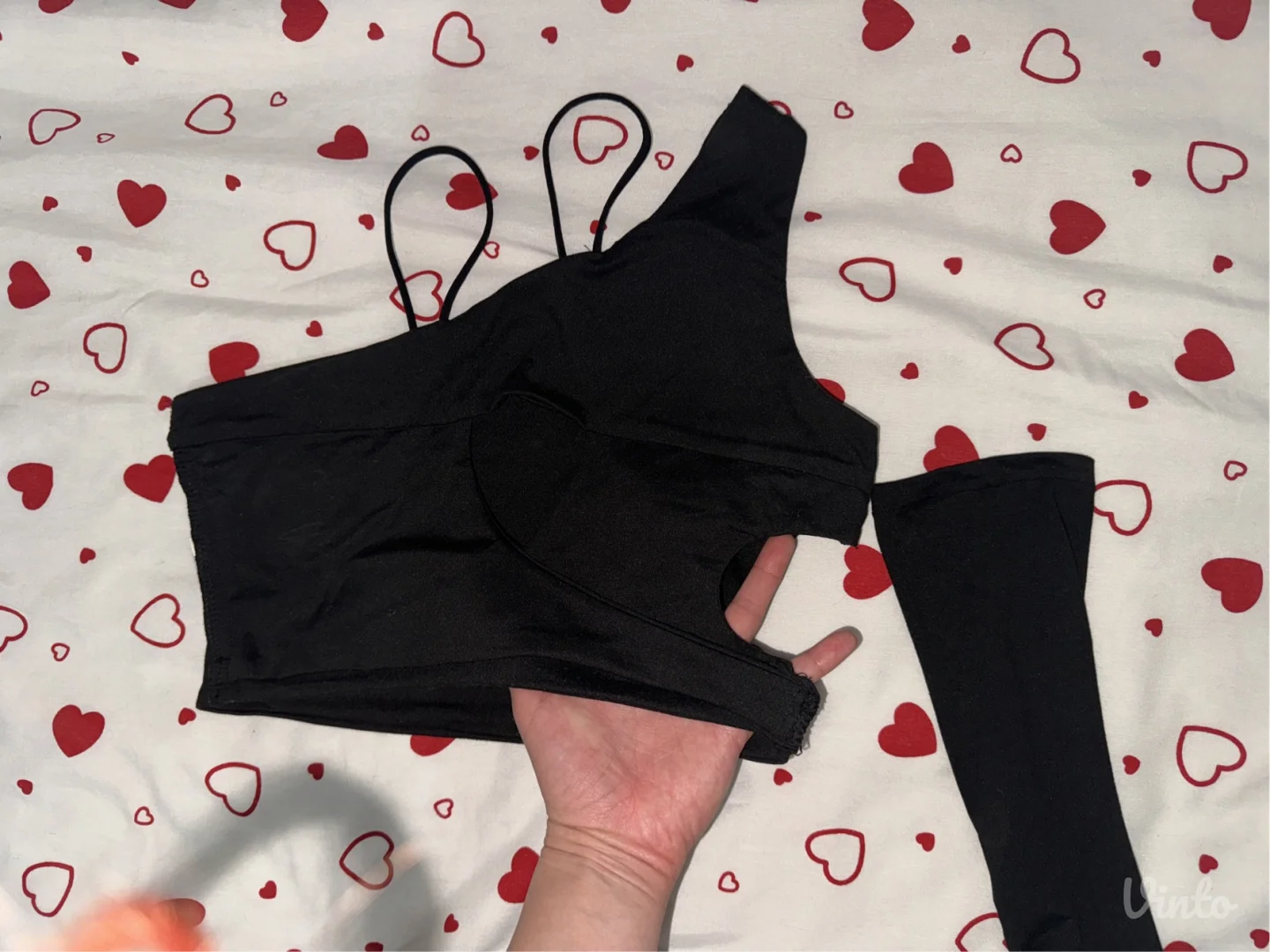 Crop top sa rukavom - NEOBIČAN