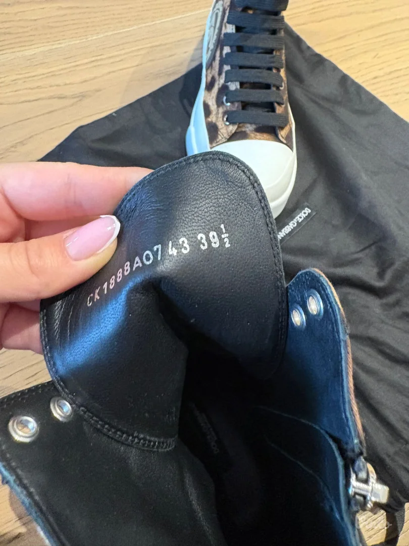 nove Dolce and Gabbana patike (original) 39.5