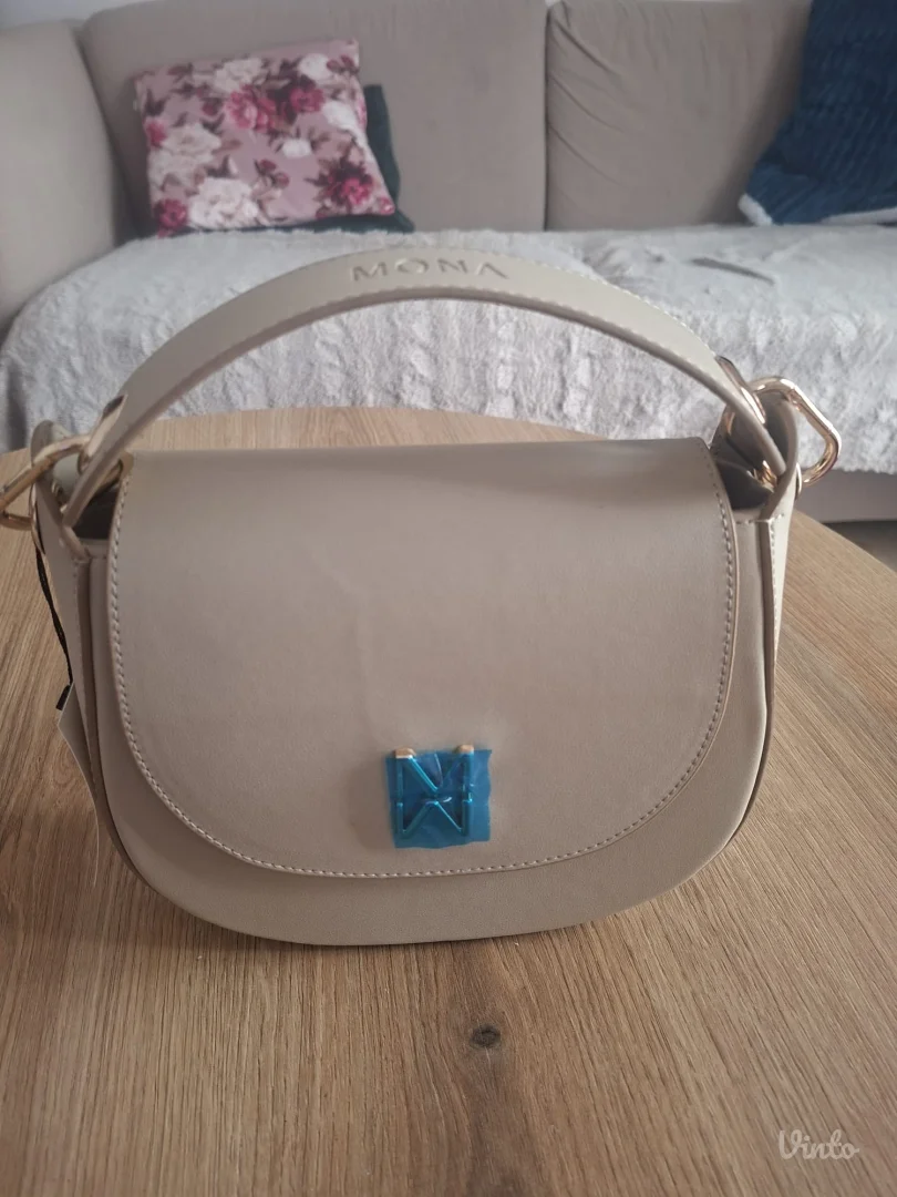 nova MONA torba sa etiketom