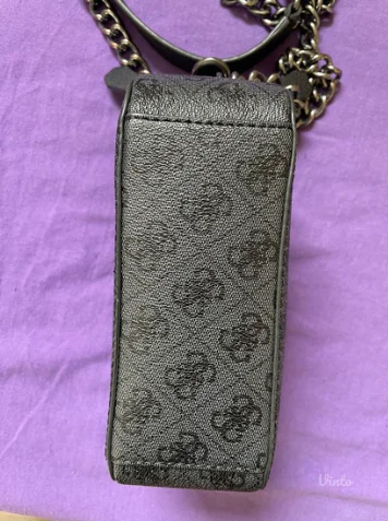 unikatna GUESS torba (original)