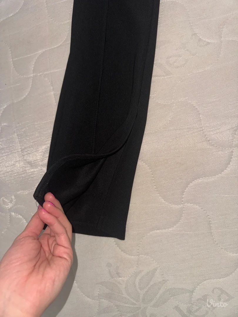 crne BERSHKA zvoncare - S