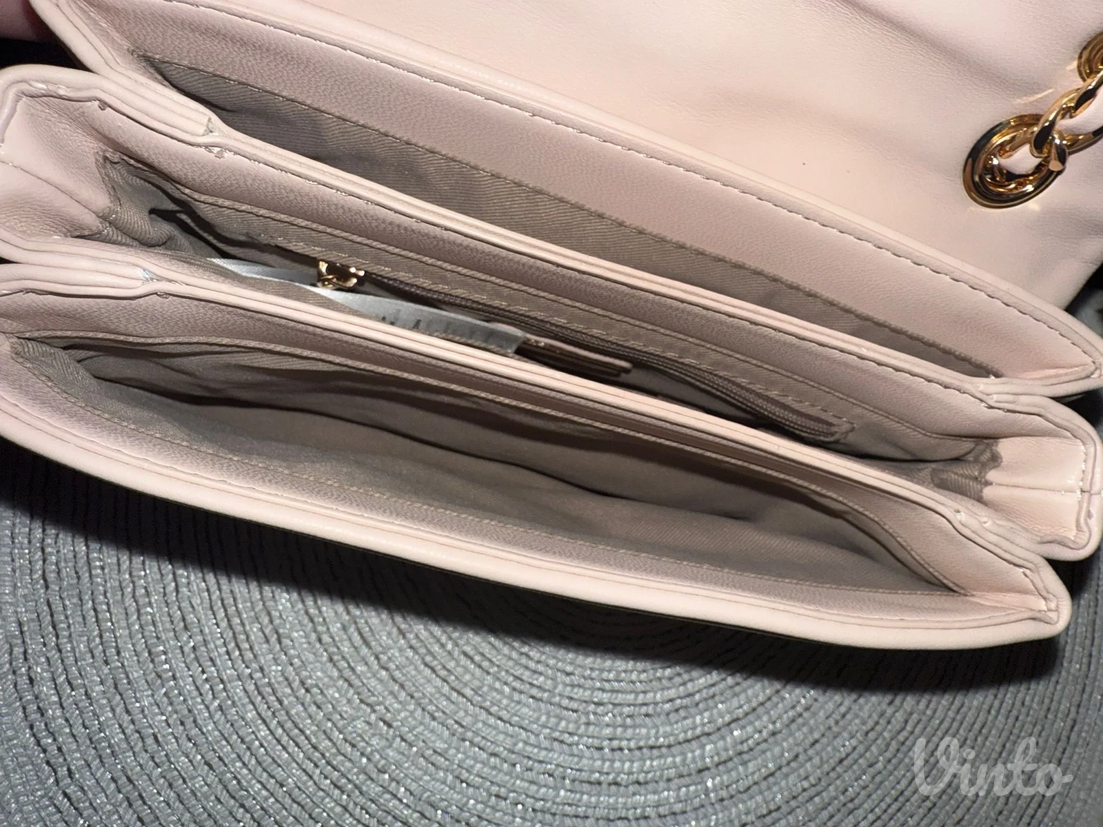 NOVA Aldo baby pink torbica sa etiketom