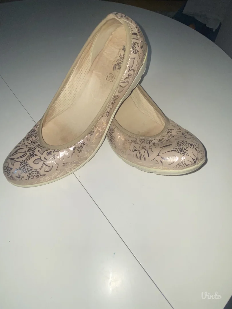 Kožne krem baletanke - 41