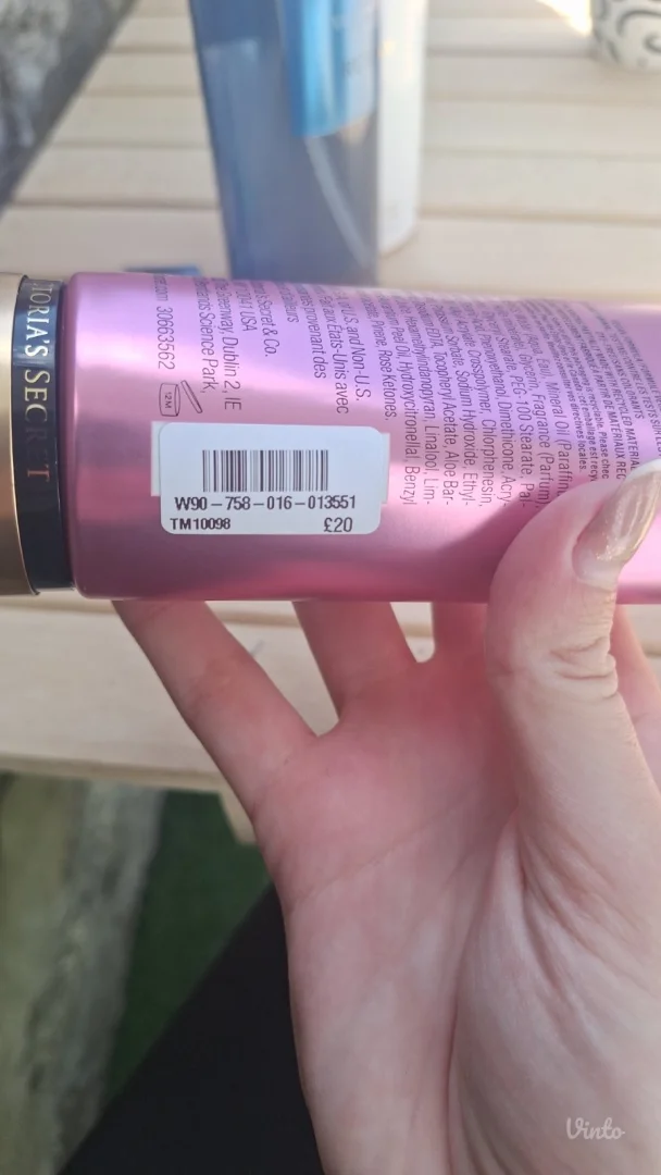 NOV Victoria's Secret mleko za telo
