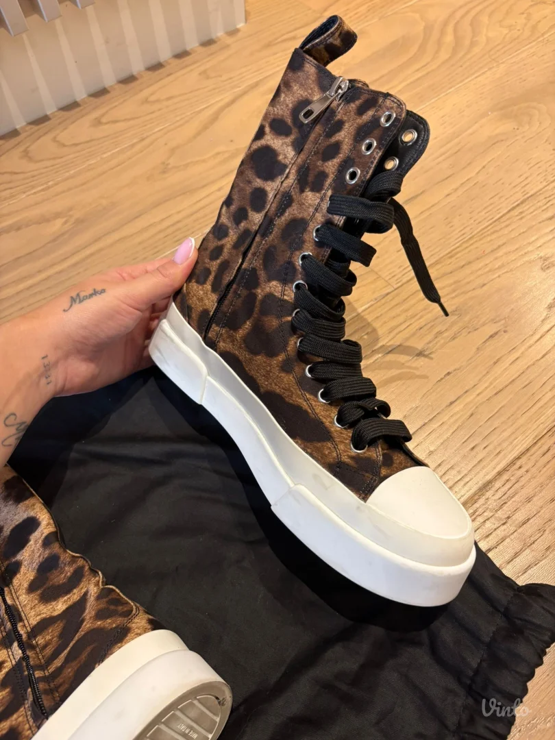 nove Dolce and Gabbana patike (original) 39.5