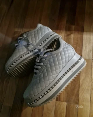 LE SILLA patike - kao nove