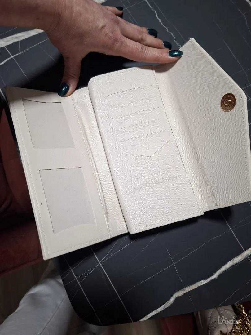 nov beli MONA novčanik