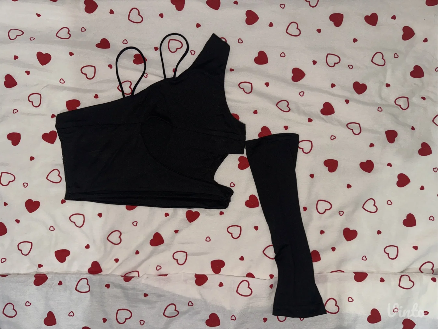 Crop top sa rukavom - NEOBIČAN