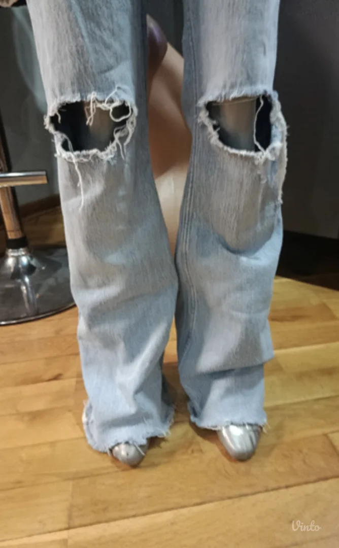 zvonaste ZARA farmerke - 36