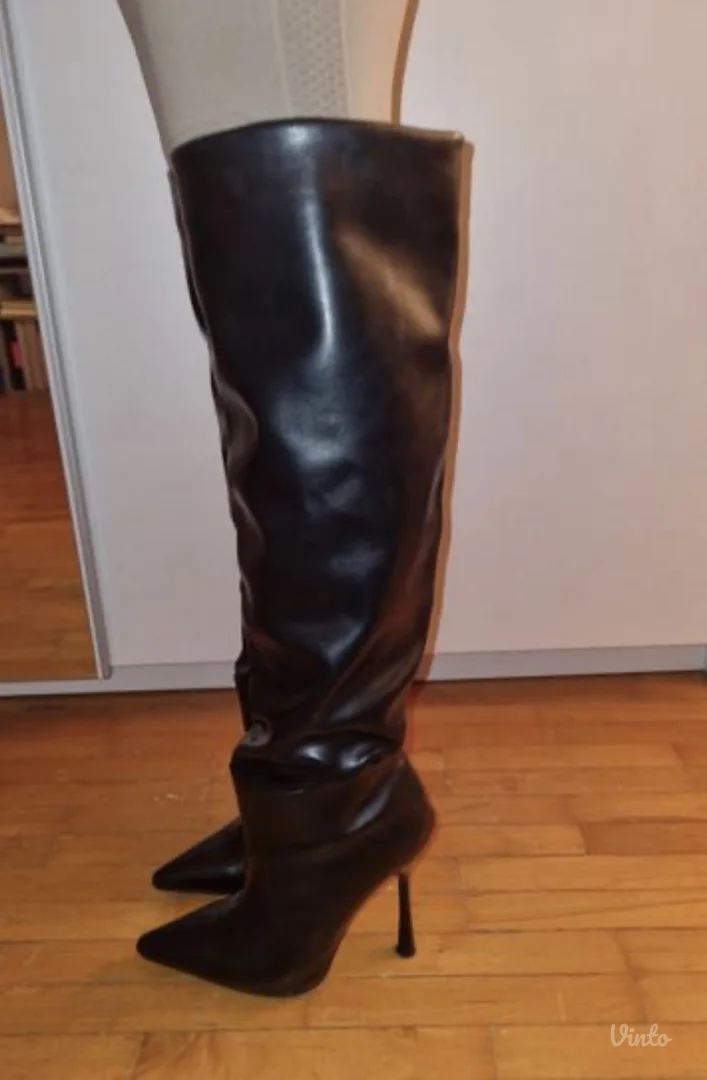 NOVE čizme preko kolena - 39