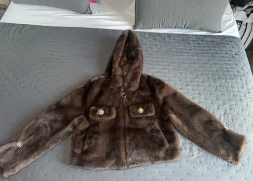 Imitacija nerca bundica sa kapuljačom - UNI