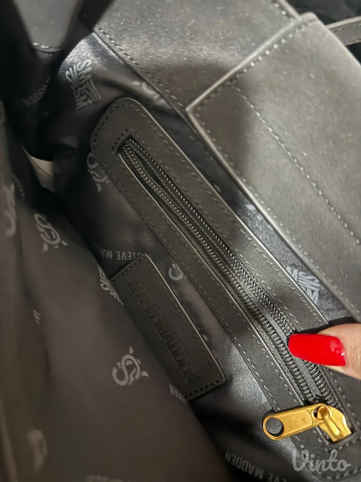 Steve Madden torbica od antilop kože + kaiš