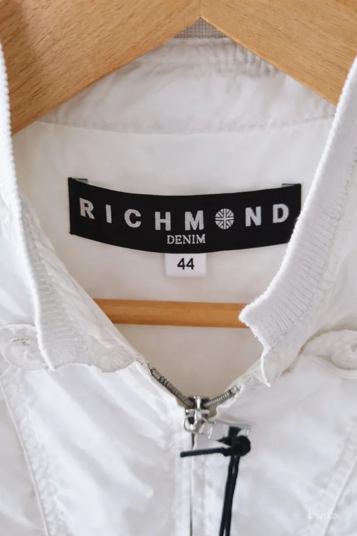 NOVA dizajnerska prolećna jaknica - M