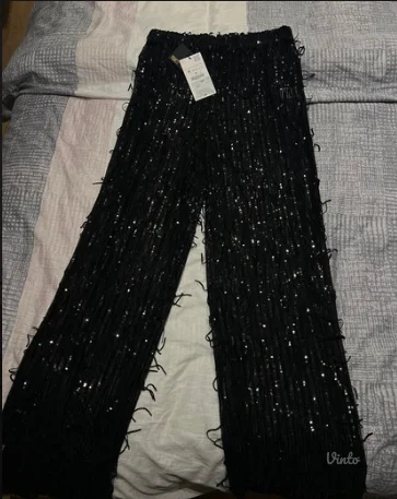 nov ZARA komplet (sa etiketom) M/L