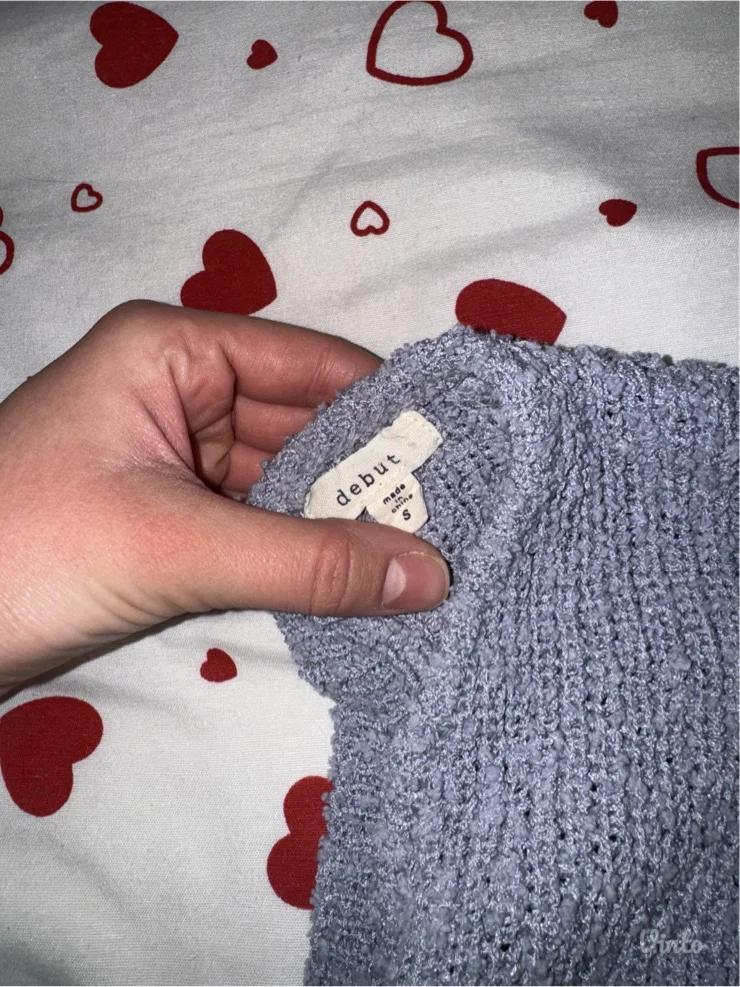 NOV džemper gola leđa