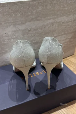 Le Silla srebrne štikle