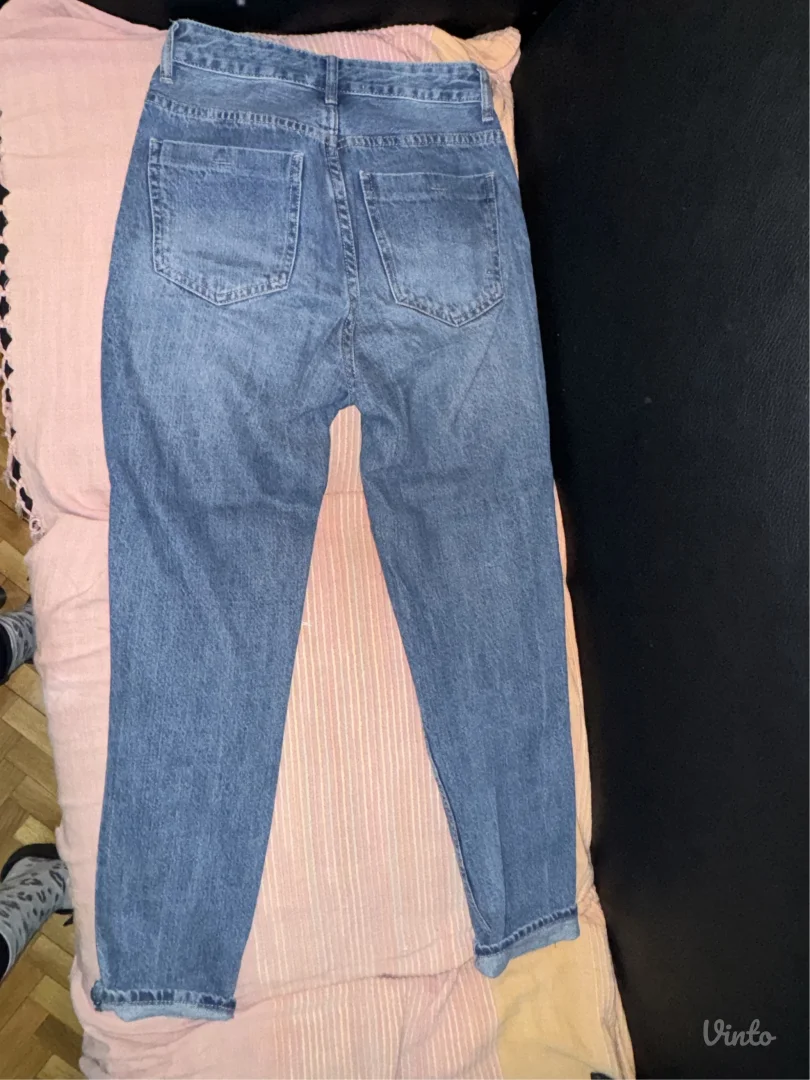 Baggy neobične farmerke