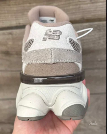 NOVE New Balance 9060 patike - 41br